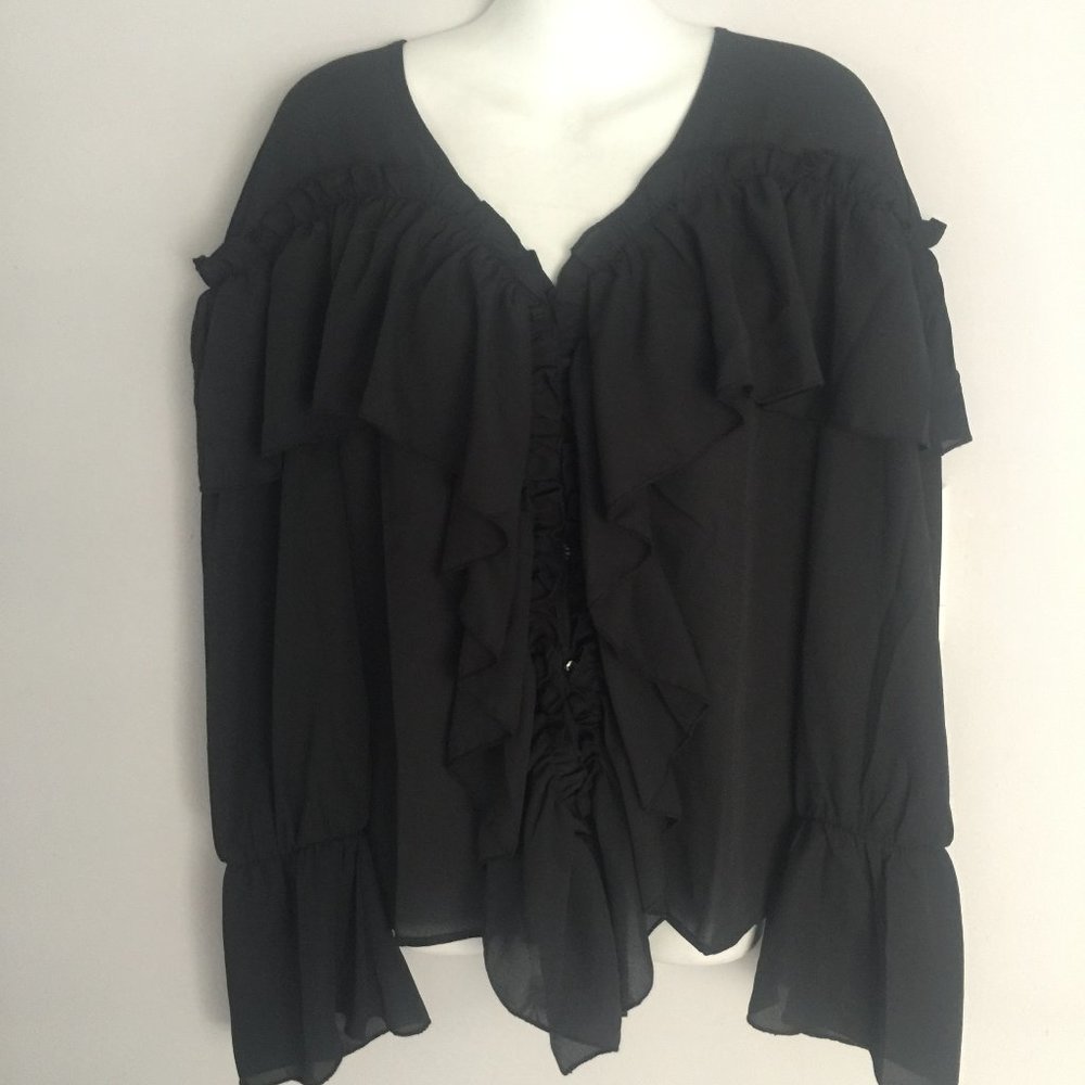 VENUS Ruffle Top